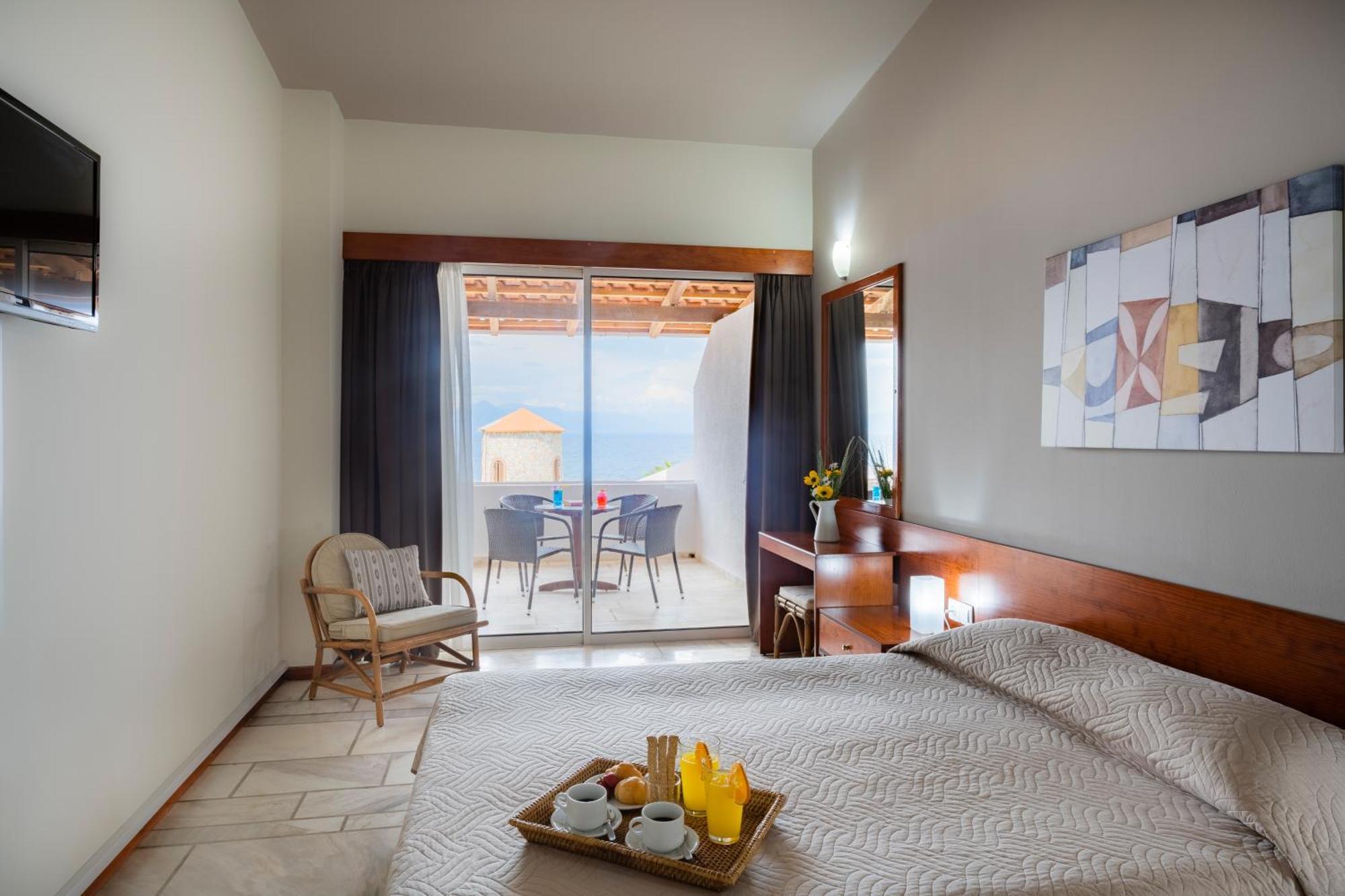 Hotel Pavlina Beach Нифорейка Екстериор снимка